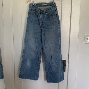 Levi’s Ribcage Straight Jeans 30